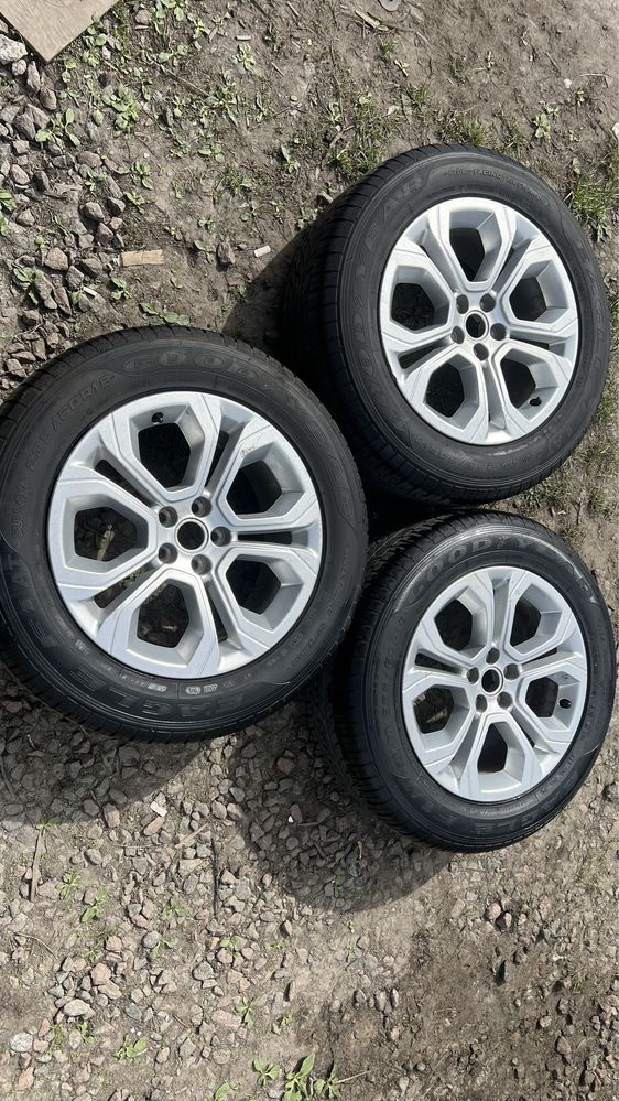 235/60/18 R18 GoodYear Eagle F1 AT SUV 4x4 3шт ціна за 1шт