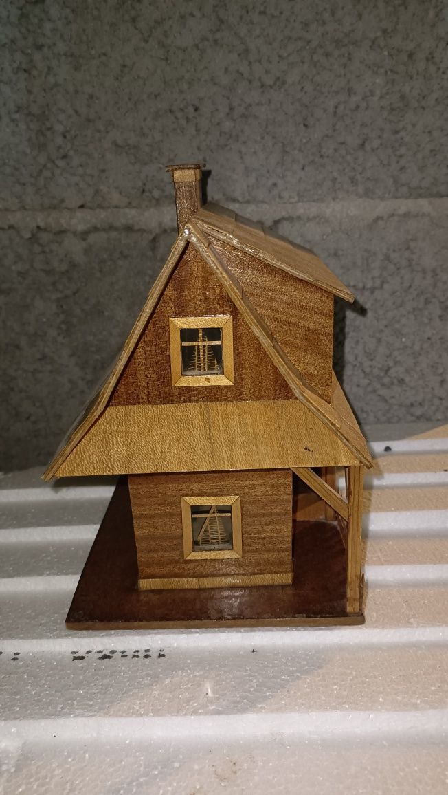 Model drewnianego domu PRL lata 80 okazja