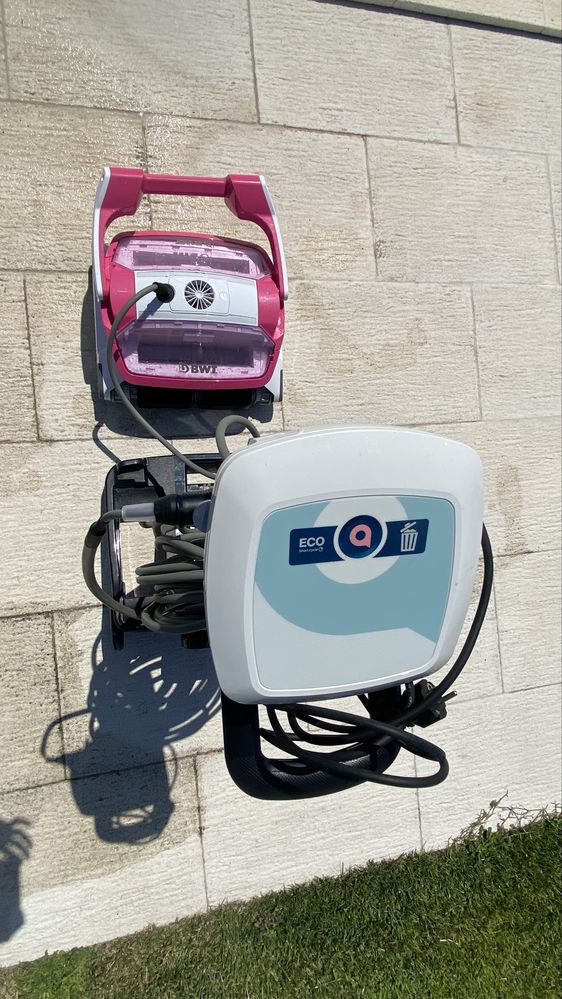 Robot aspirador de piscinas BWT D500