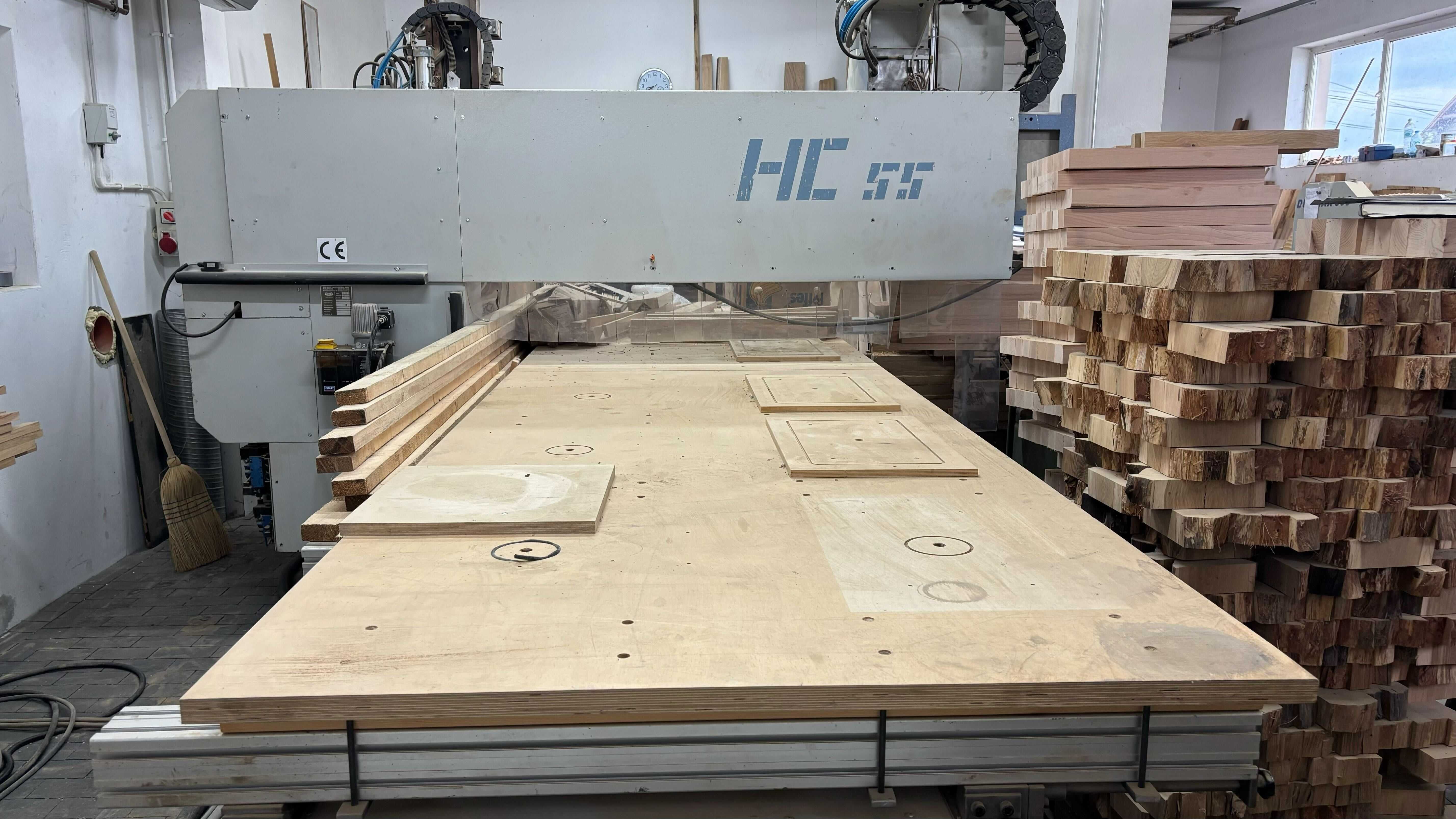 Centrum obróbcze CNC Maka HC 55 - Idealne do mebli, schodów i drzwi!