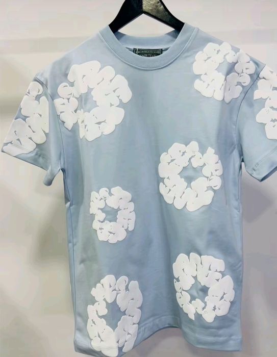 Camisolas da marca denin tears cor azul rosa e branca varios tamamhos