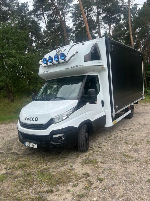 Bus plandeka 8EPAL Iveco Daily