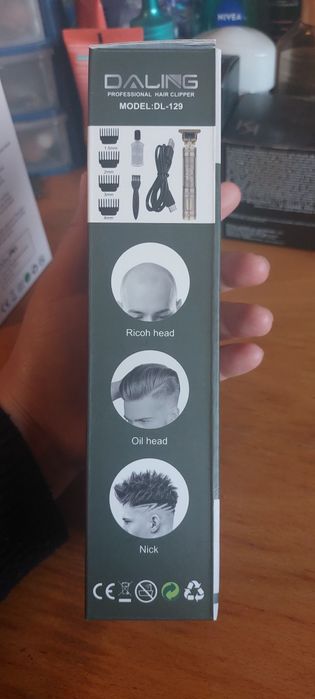 Aparador de Cabelo Daling Modelo DL-129