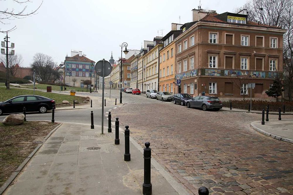 Pokój/Mostowa/Stare Miasto/Centrum/Metro Ratusz Arsenał/3 pokojowe M