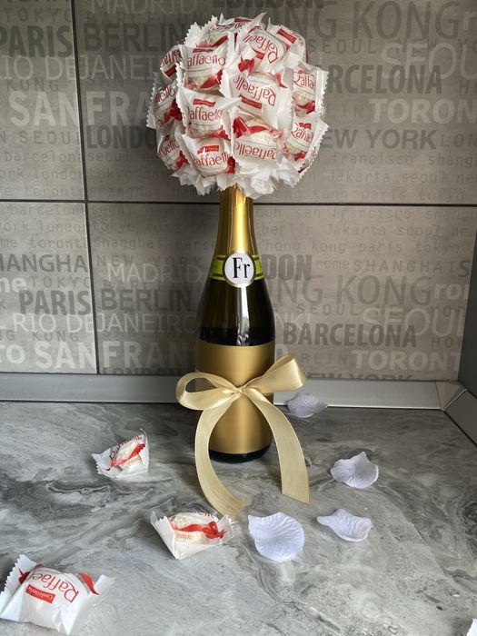 Серце з шоколаду Подарунок дівчині асортимент букет