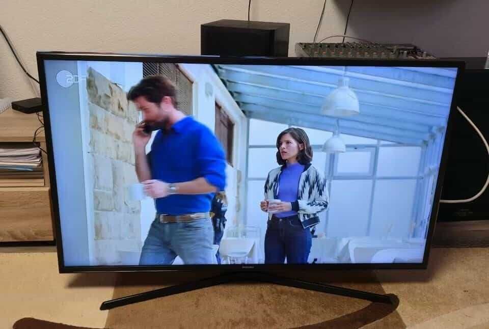 Smart Tv LED 43 Samsung UE43KU6079 4K UHD Dvb-t2 YouTube