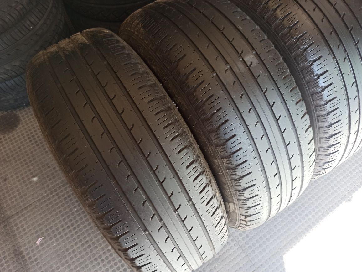 Летняя резина 225/65 R17 Goodyear Efficient Grip