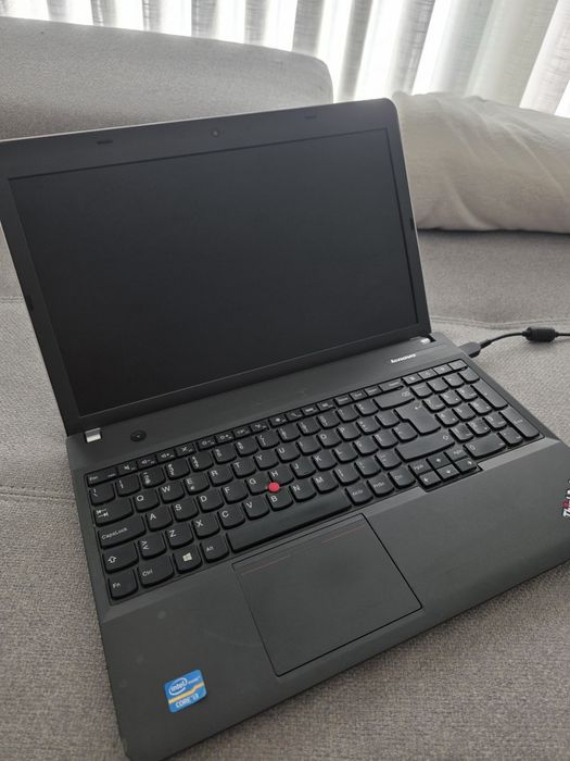 Lenovo E531 i3 512GB. Troca/retoma. Com carregador