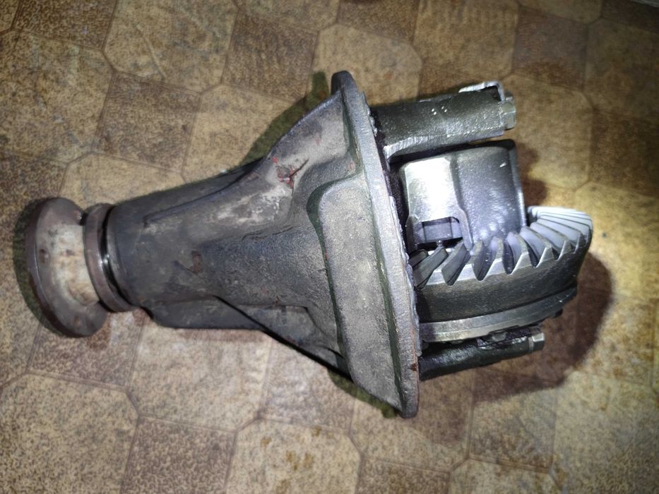 Редуктор заднього мосту Mitsubishi Pajero / L200 з блокуванням