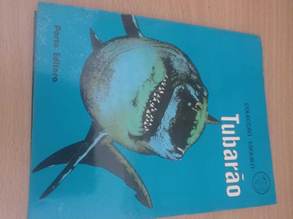vendo livro Tubarão