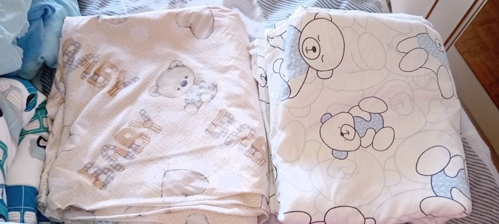 Lençóis, colcha, capa de colcha e fronha bebé ou criança