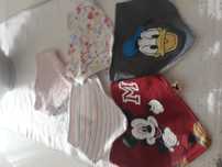 Gorros e babetes