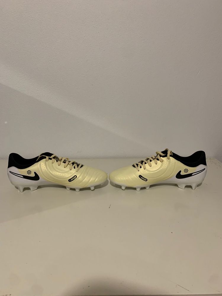 Chuteiras  nike tiempo legend