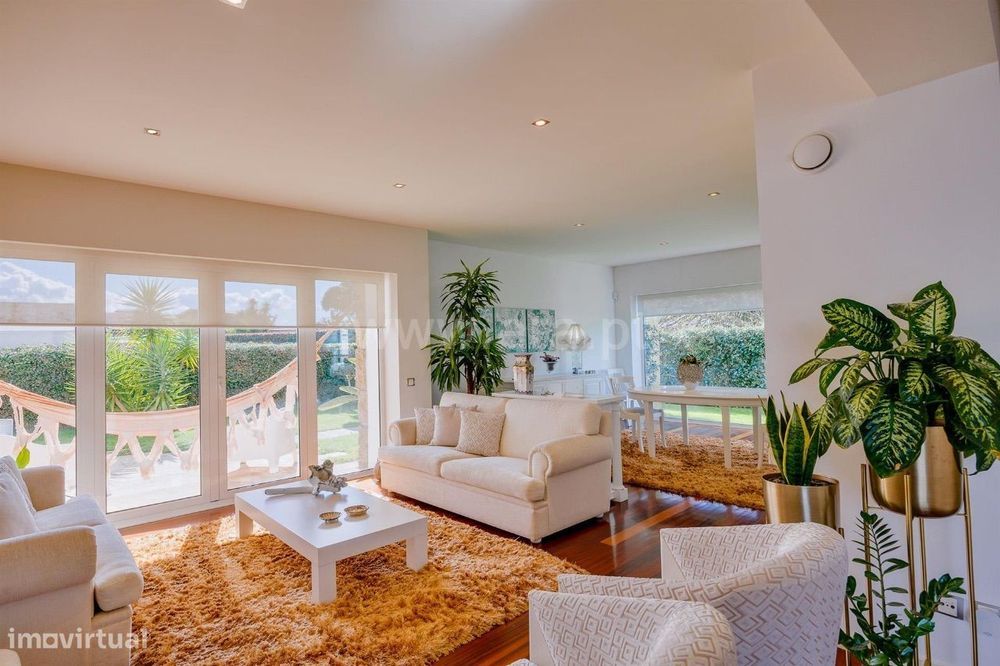 Moradia V3 em Paredes