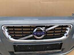 Вольво Решітка радіатора є на моделі, які вказані в описі
