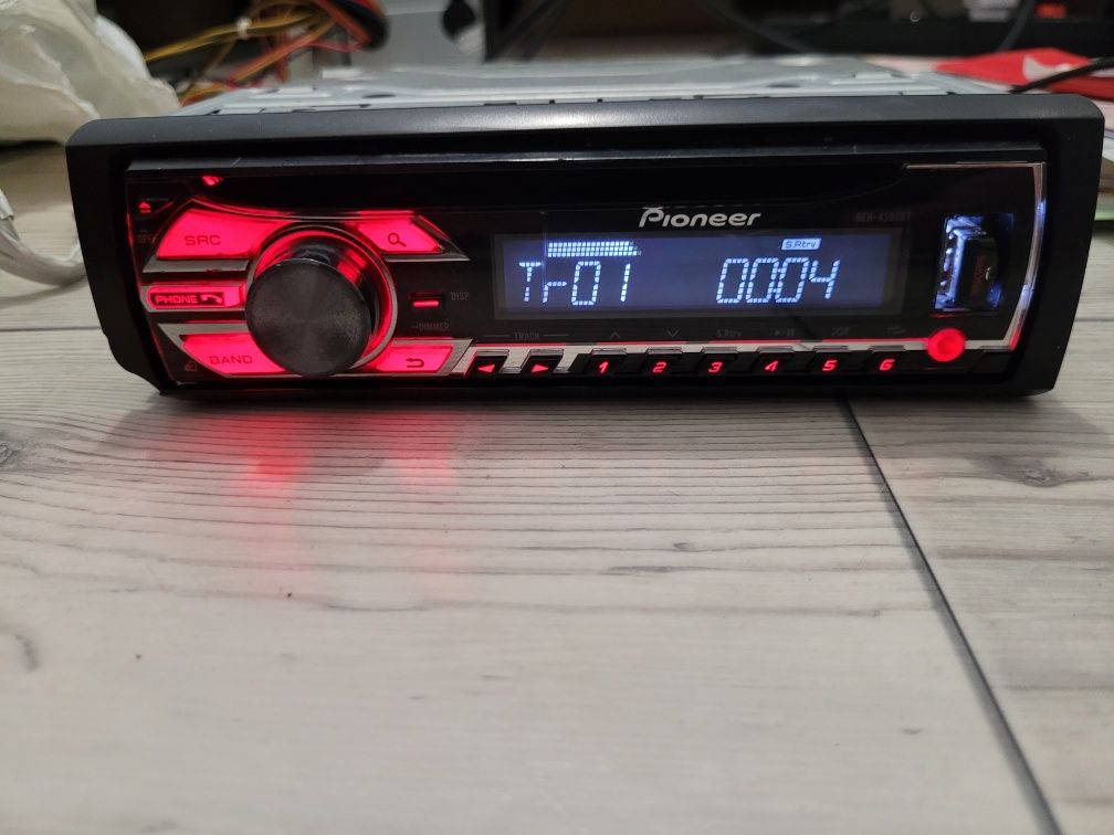 Radio samochodowe Pioneer 4x50W BLUETOOTH,USB/IPOD/IPHONE,DUAL AUX,RDS
