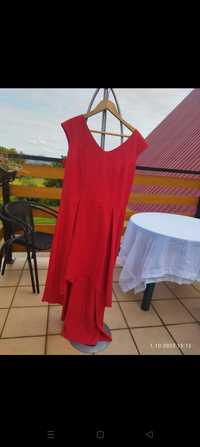 Piękna czerwona sukienka w rozmiarze XXL