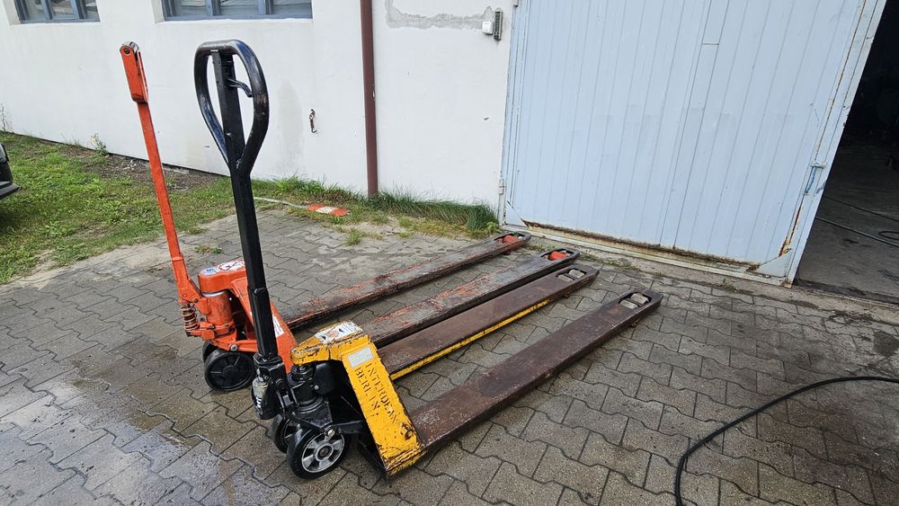 Wózek paletowy paleciak długi dl.wideł  1600 mm udźwig 2000 kg