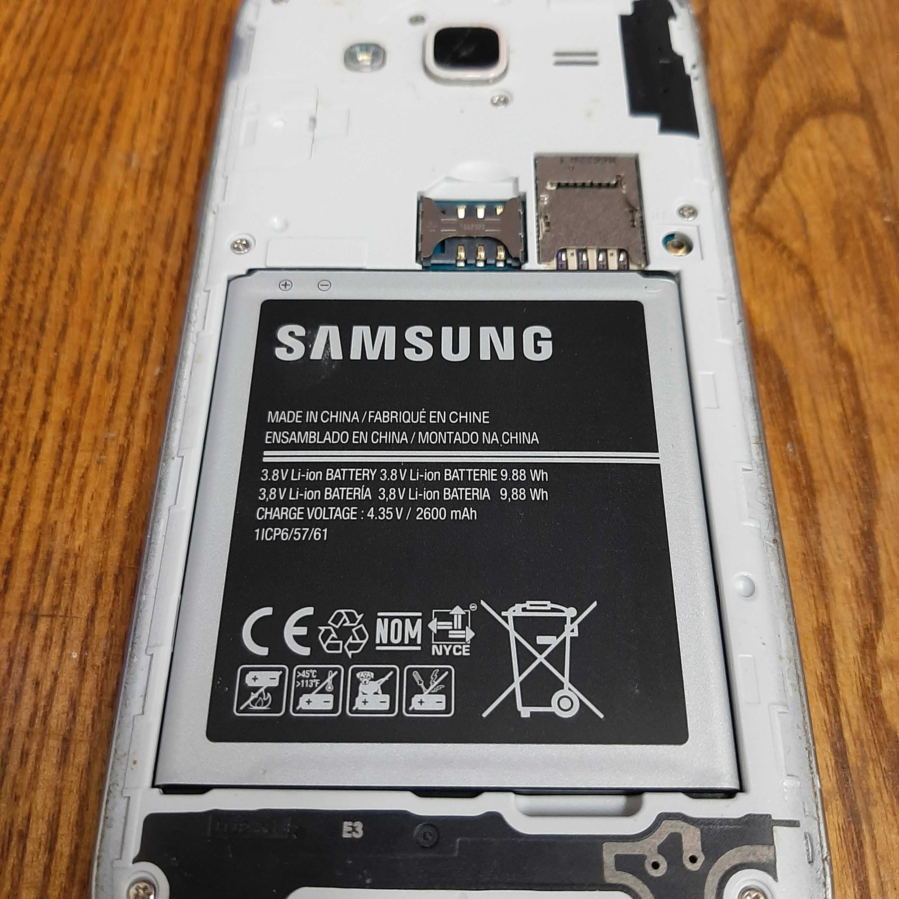 Samsung J3 (SM-J320/DS)