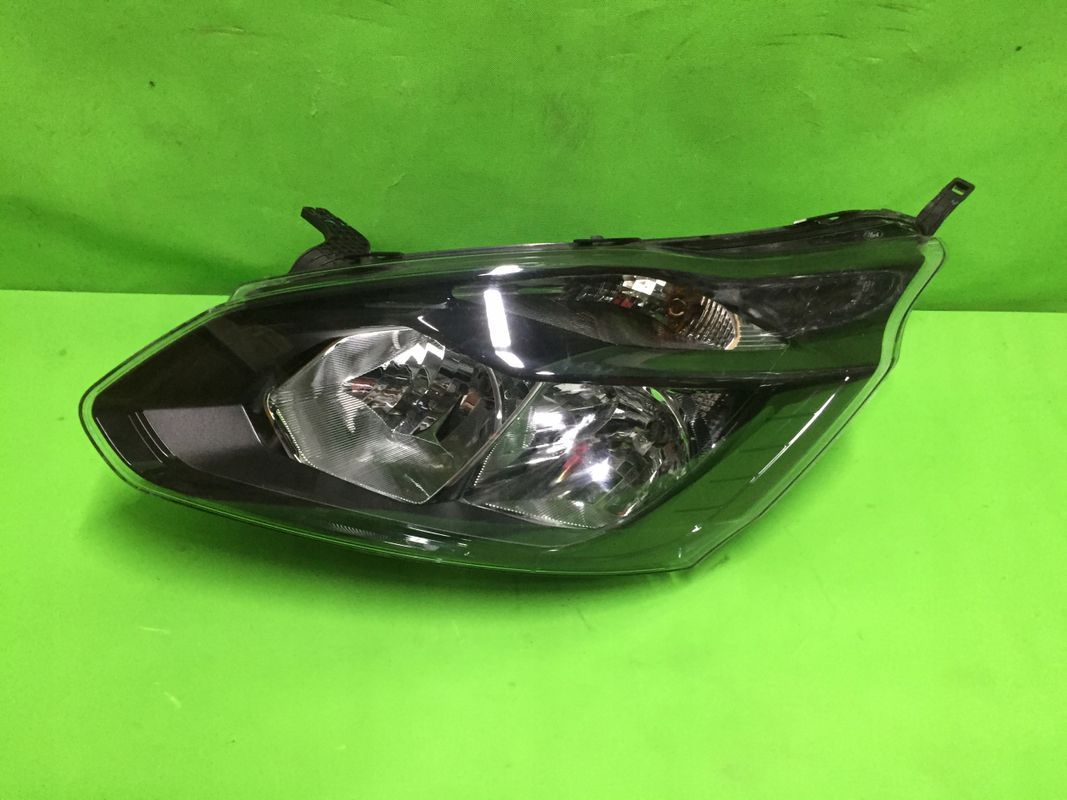 Ford Transit Custom Przednia lewa lampa