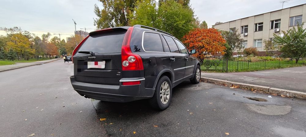 Volvo XC90 2.4 дизель механіка повний привід