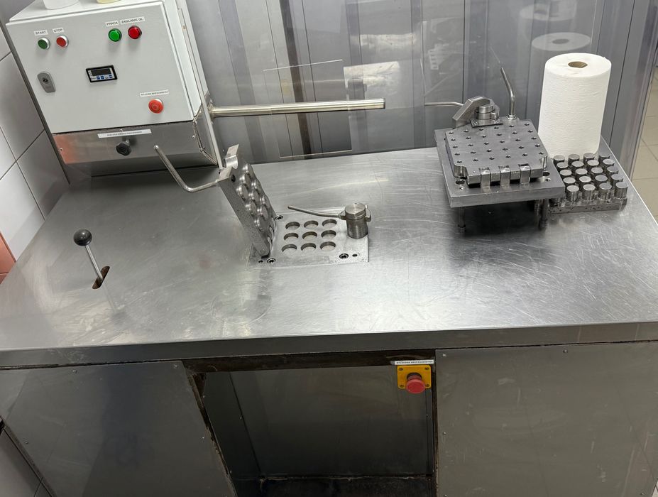 Prasa Urządzenie do prasowania cieni