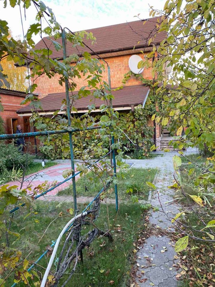 Продам дом-дачу в Обуховке/пгт Кировское
