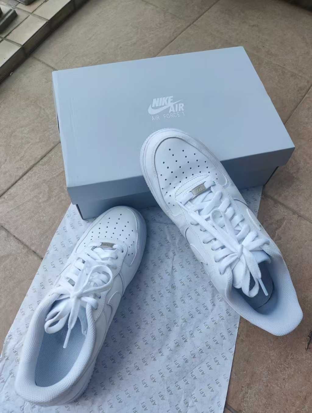 Nike Air Force 1 rozmiar 43