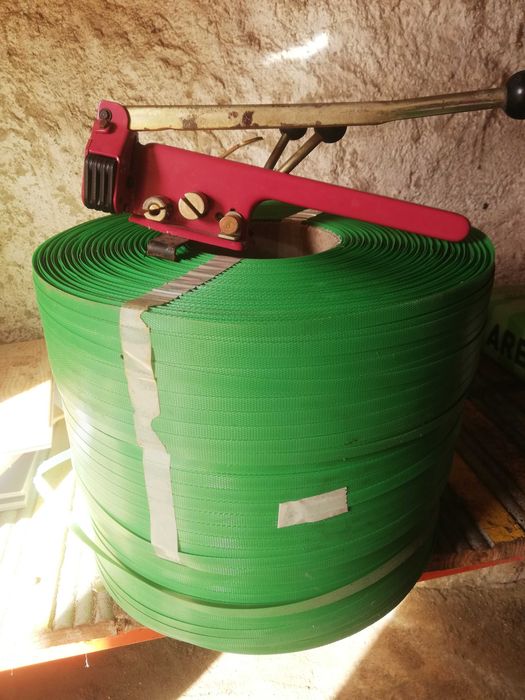 Cintas e Alicate de cintar paletes