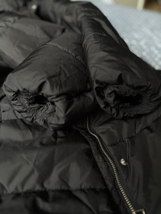 Зимова пухова куртка hm 146 розмір