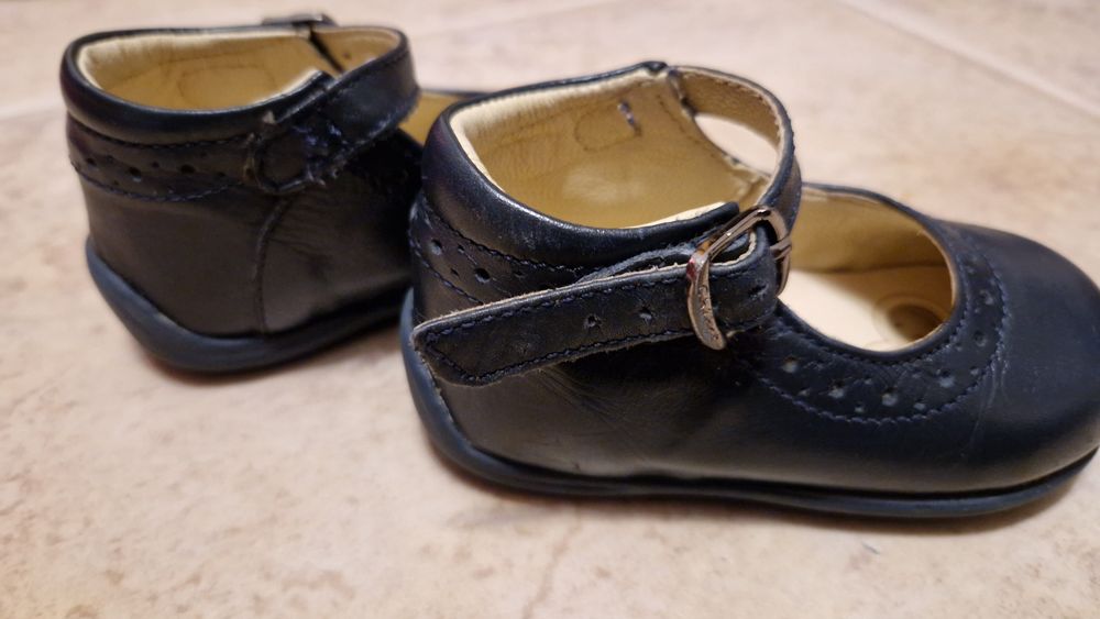 Sapatos de menina Chicco Tamanho 19