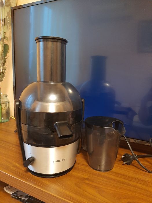 Соковижималка центробіжна PHILIPS HR1863/00