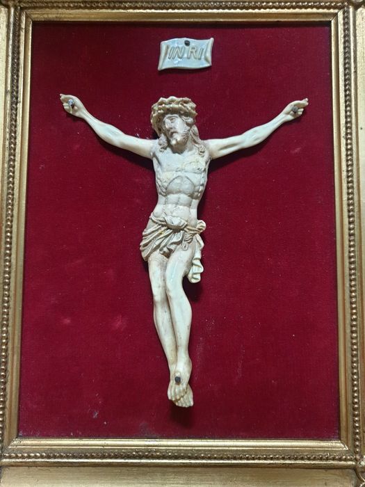 Maravilhosa antiga preciosa escultura de Cristo - emoldurada