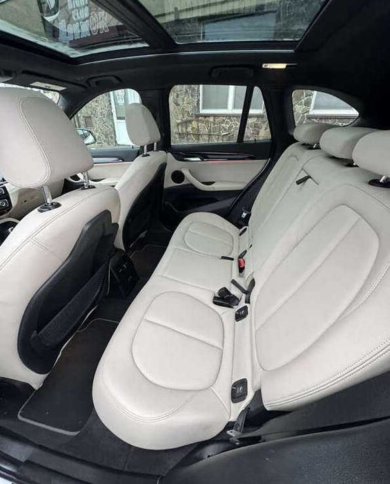 BMW X1 2021 G кузов