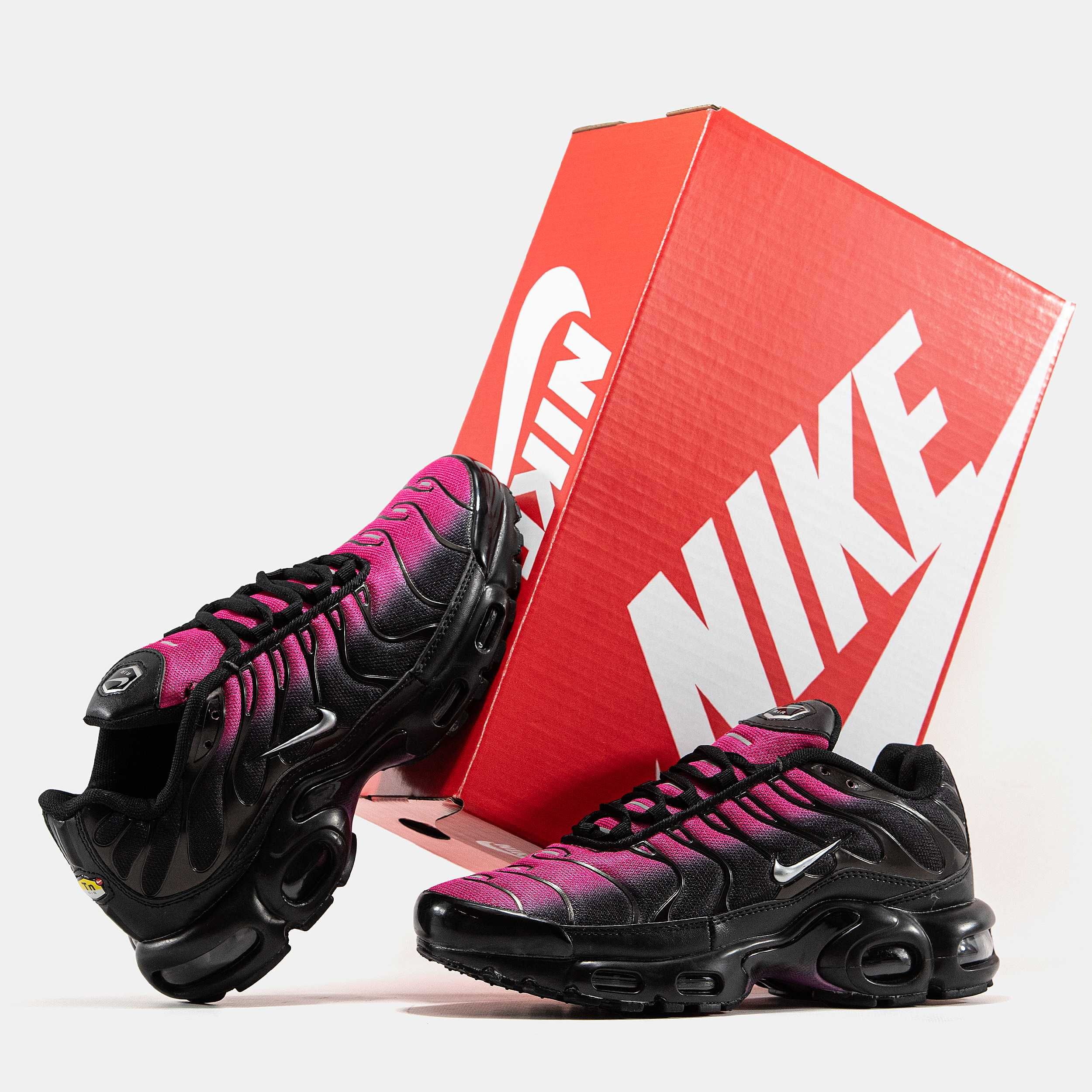 Женские кроссовки Nike Air Max Tn Plus Pink&Black. Размеры 36-41