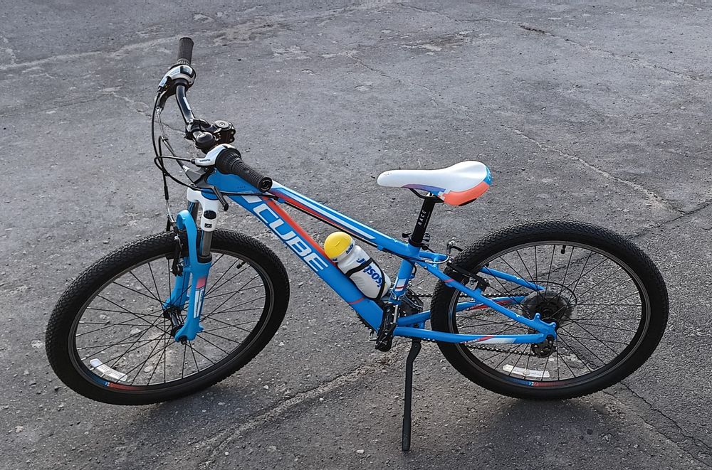 Aluminiowy rower CUBE TEAM RACE 240 koła 24 21 biegów