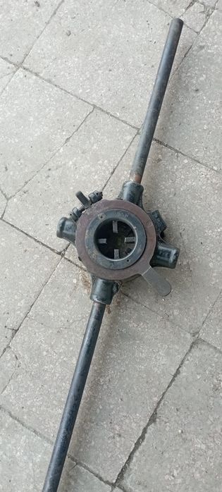 Клупп для нарезки трубной резьбы 1/2"-3"