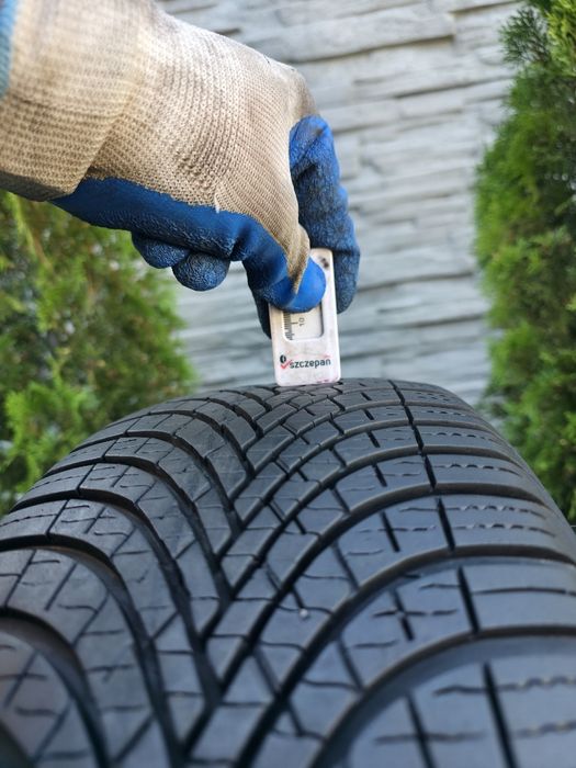 4szt całoroczne 195/60-15 88H Dębica Navigator 3 ~6.5mm