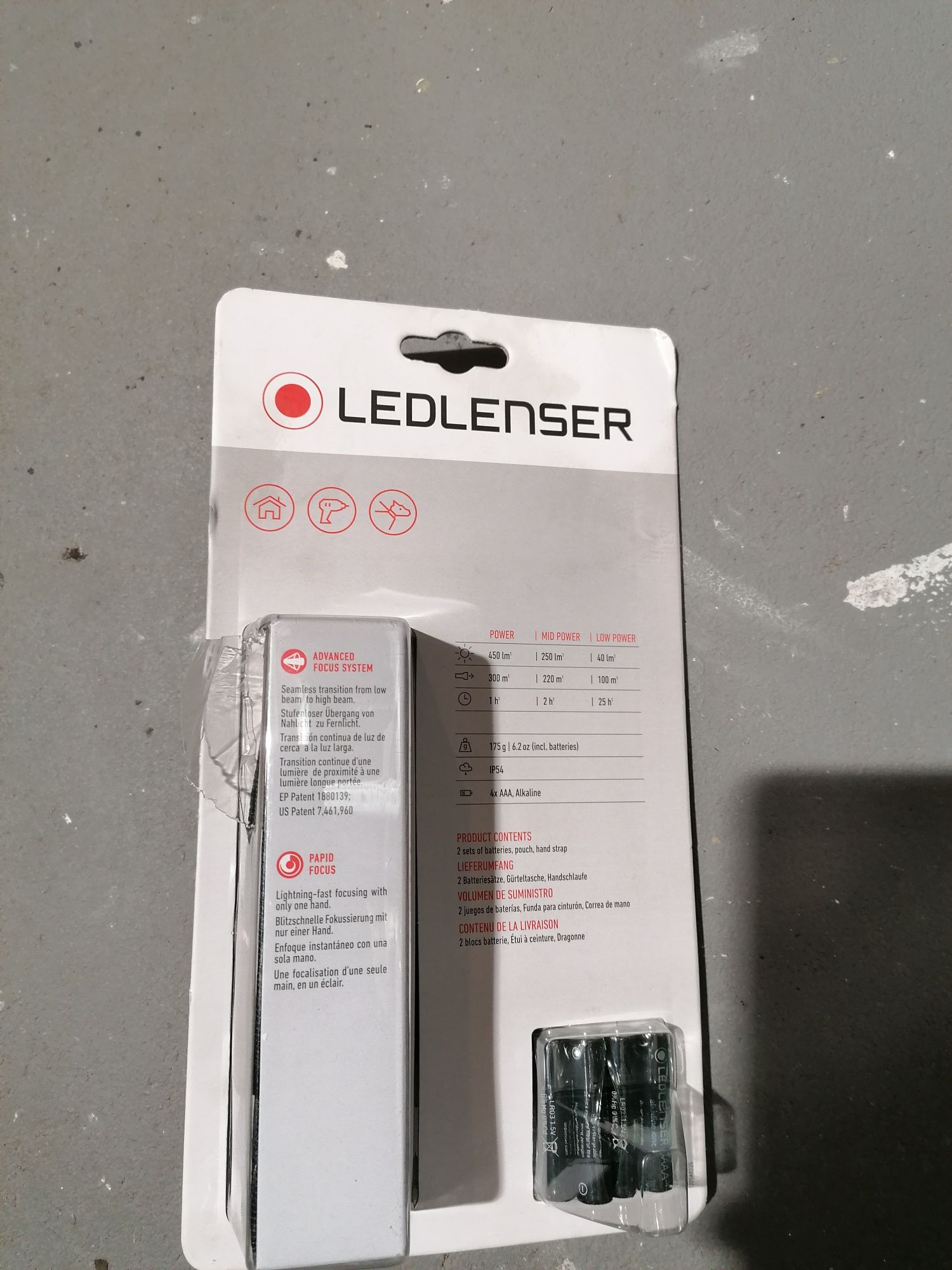 Latarka ledlenser p 7