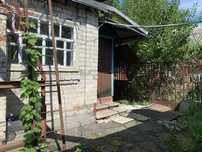 Продам 1/2 будинку у Крюкові