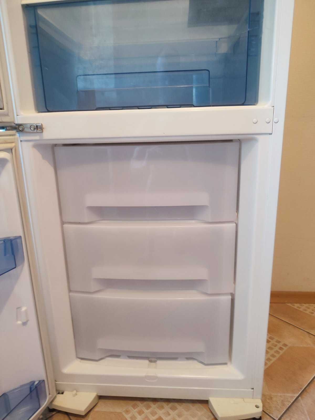 Холодильник GORENJE RK 63391 W