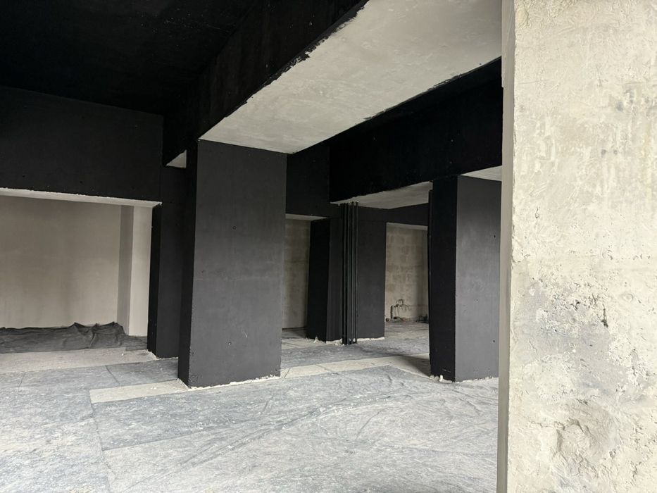 Сдам торговое помещение метро Холодная гора