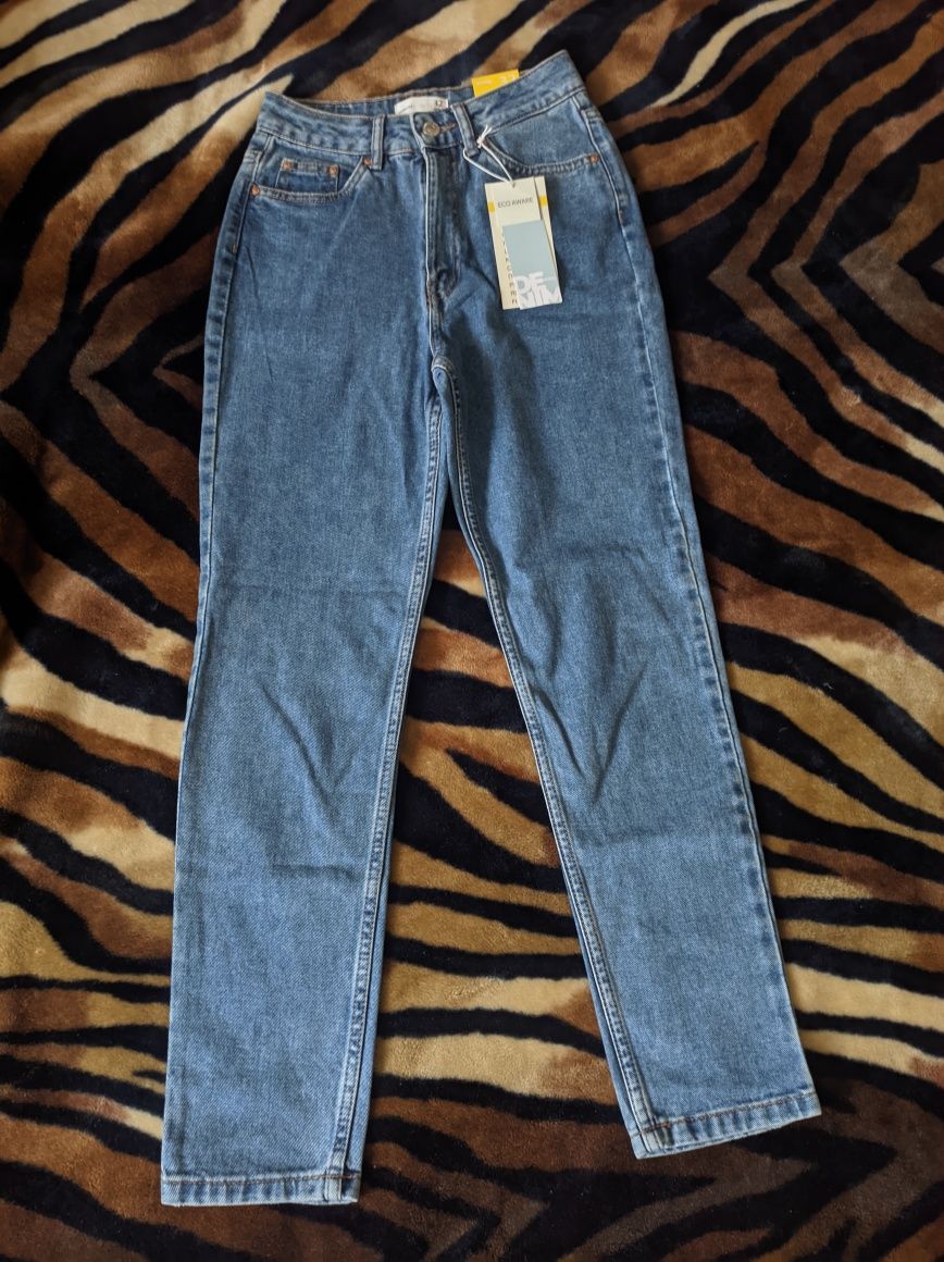 Нові джинси мом Sinsay 32-34 XS голубі прямі хс mom 24-25