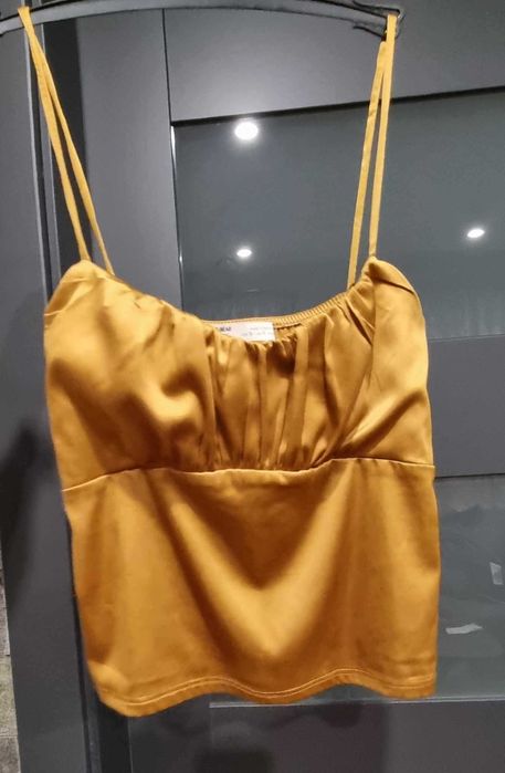 top musztardowy pull&bear
