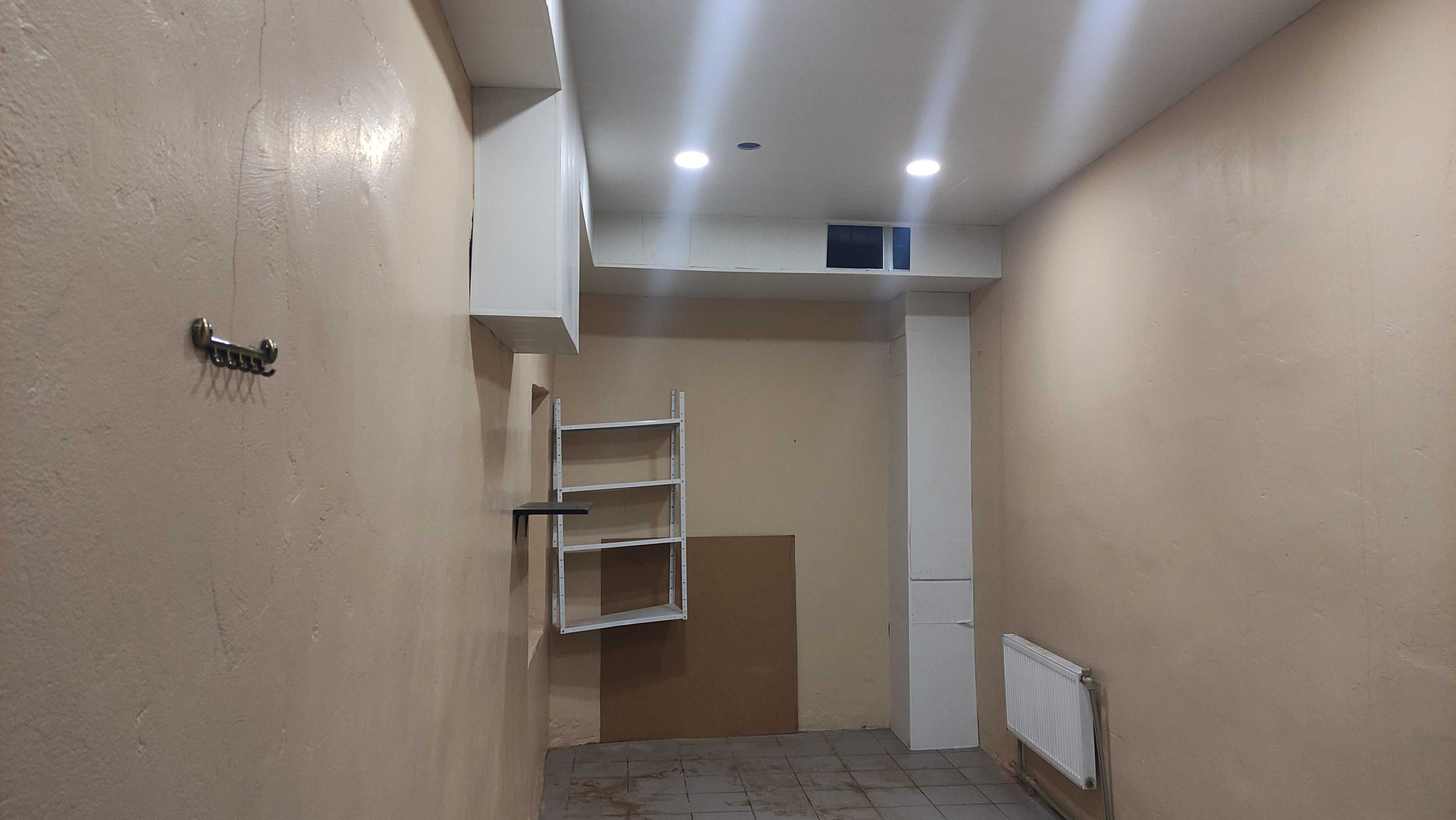 Продам под жилье 130 м2 в Центре, пер. Троицкий 13, 1-й этаж
