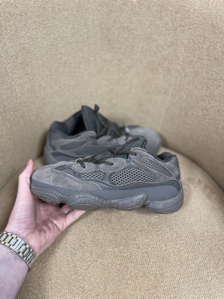 Adidas / Кроссовки Yeezy Boost 500