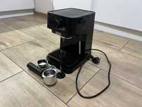 Ekspres kolbowy DeLonghi Stilosa EC235.BK