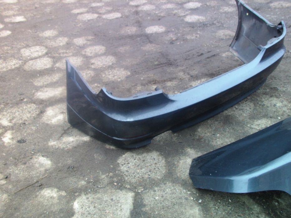 Maskę tył BMW 5 E 60 Sedan Stan BDB Zderzak tył