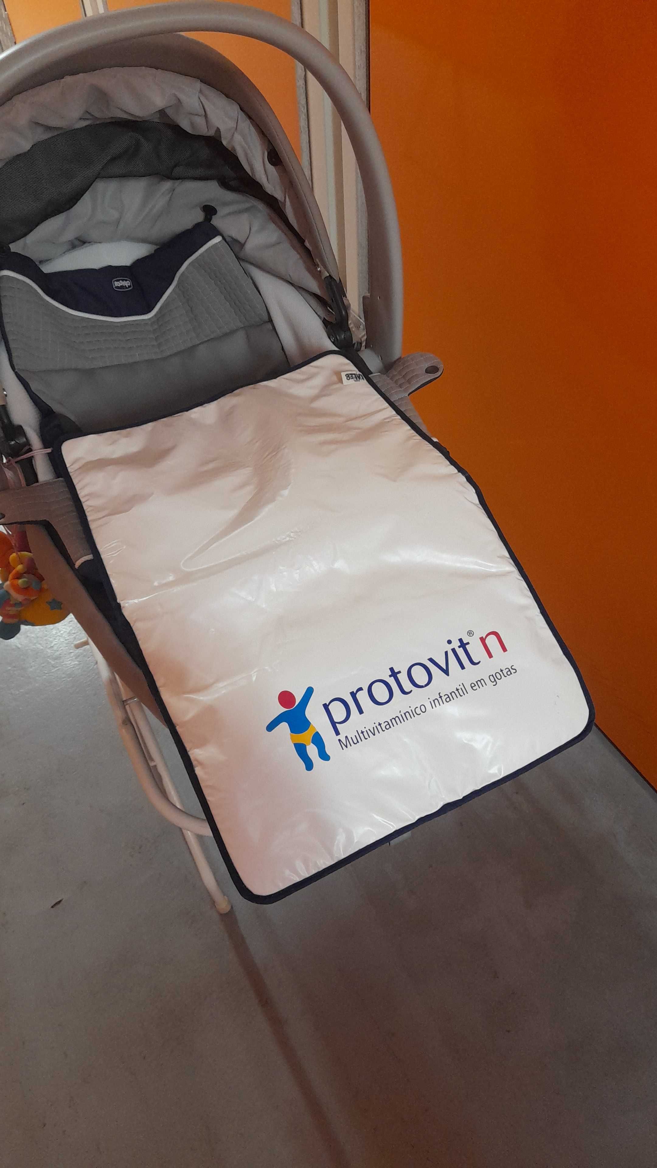 Alcofa chicco com suporte + muda fraldas de bolsa