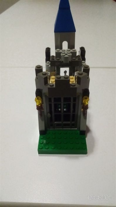 Lego Vintage - Castle + Hero Factory